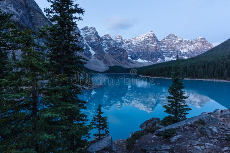 mountain view from lake louise