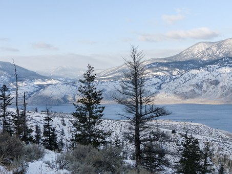 snowy landscape looking on to mountains